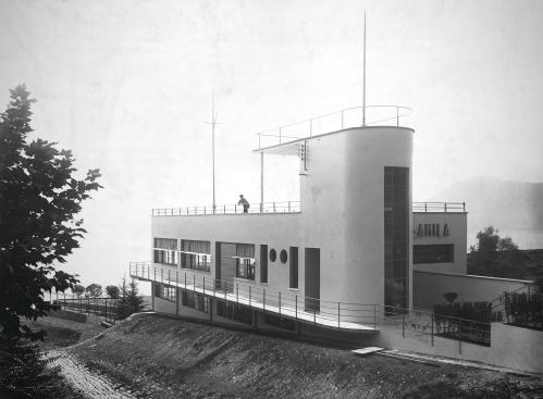EXHIBIT



If it’s possible to trace the origins of the symbiosis between architecture and photography, the 100 period photos in “Framing Modernism: Architecture and Photography in Italy,” at the Estorick Collection of Modern Italian Art in London, show cameras capturing a playground of reflection, contrast, and abstraction in 1920s Italian Modernism. In the early issues of Domus and other magazines also on view, such photos helped carry the style across borders and oceans. Through June 21.

estorickcollection.com