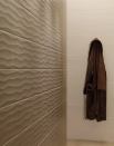 The Imazi series of wall tiles by Vives alludes to the contours of the Sahara Desert in a palette of grays and earth tones.



8" x 20";

vives.es