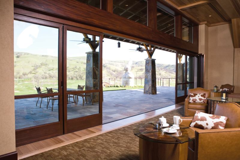VSW65 single-track sliding door system

NanaWall

nanawall.com

Single floor and head tracks take the place of the multiple tracks in lift-and-slide systems - Panels can be stacked out of sight in a recessed wall pocket - Hardware is concealed in the door profile - Available with a single operable door - Slim frames maximize glass area on each panel - Maximum individual panel size is 4' by 9'10"