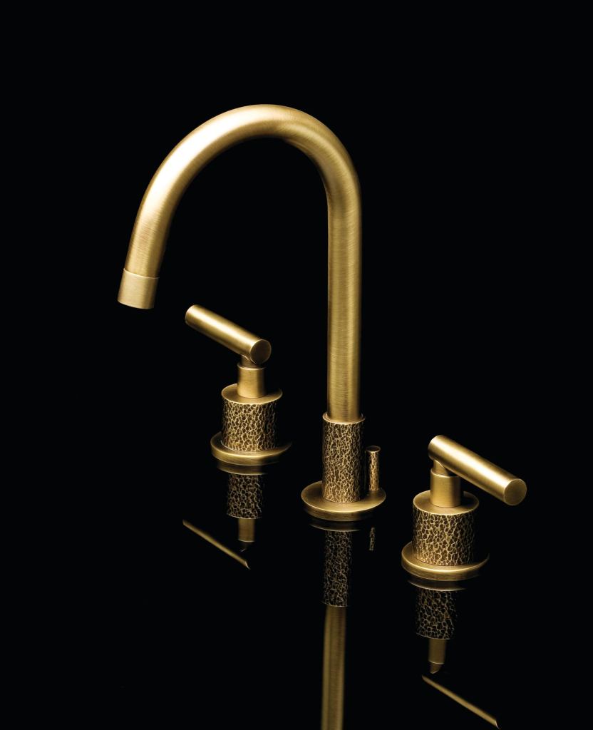 Designed by Clodagh Signature, the Sense27 collection from Watermark Designs now includes a water-saving hands-free proximity faucet. It is available in two options: single-lever or a widespread with temperature-control handles. The collection comes in a variety of finishes, including polished chrome, copper flash, ebony, and gun metal, and also includes tub sets, shower trimmings and fittings, and lavatory sets. watermark-designs.com