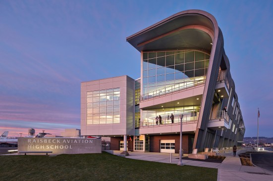 Students+connect+with+the+Museum+of+Flight+Airpark+from+the+second-story+balcony.