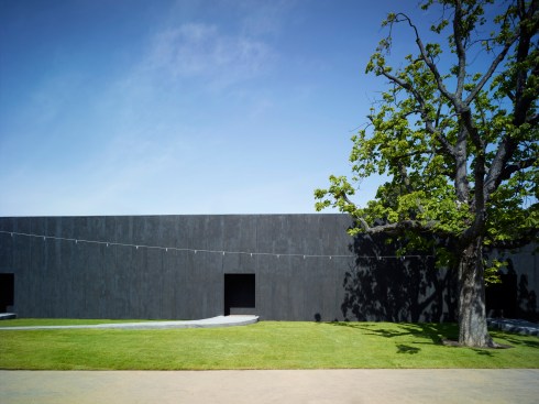Serpentine+Gallery+Pavilion+2011%2c+designed+by+Peter+Zumthor