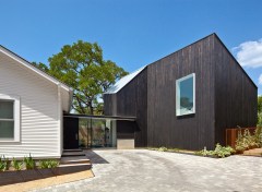 1303 1/2 Hillside Avenue designed by Alter StudioFeatured on the 2013 AIA Austin Homes TourInterior Styling by Helen Thompson