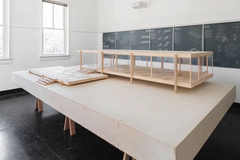 A model of Mies van der Rohe's Farnsworth House by the collaborative project A Mies For All.