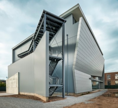 Full Exterior