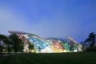 Daniel Buren, "L'Observatoire de la Lumière," work in situ, Fondation Louis Vuitton, Paris, 2016. Detail.