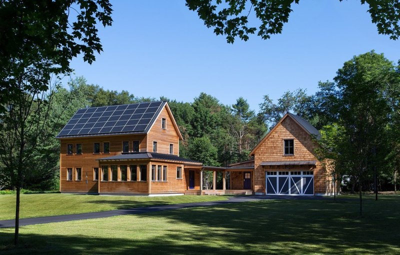 ZeroEnergy Design's net positive farmhouse in Lincoln, Mass.