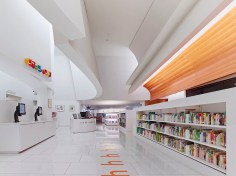 Circulation desk