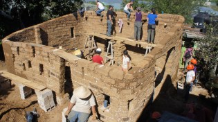 Cocina / Taller para la cooperativa “Mujeres Sembrando la vida” - Juan Carlos Loyo Arquitectura