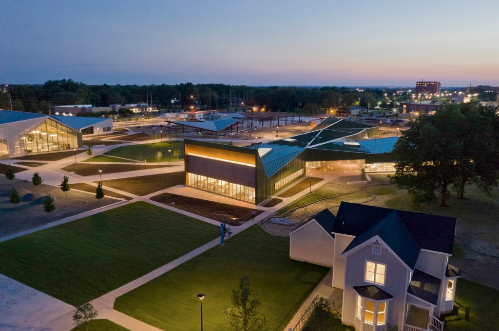 Thaden School campus