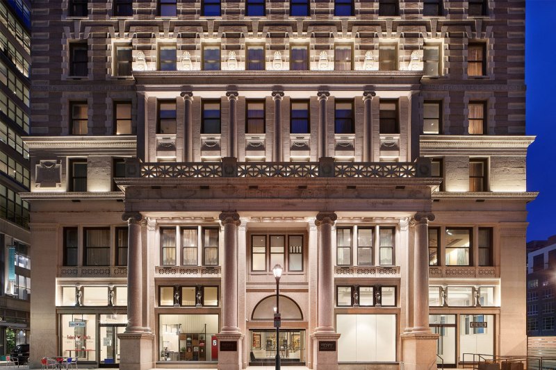 Stephen Girard Building by BLTa
