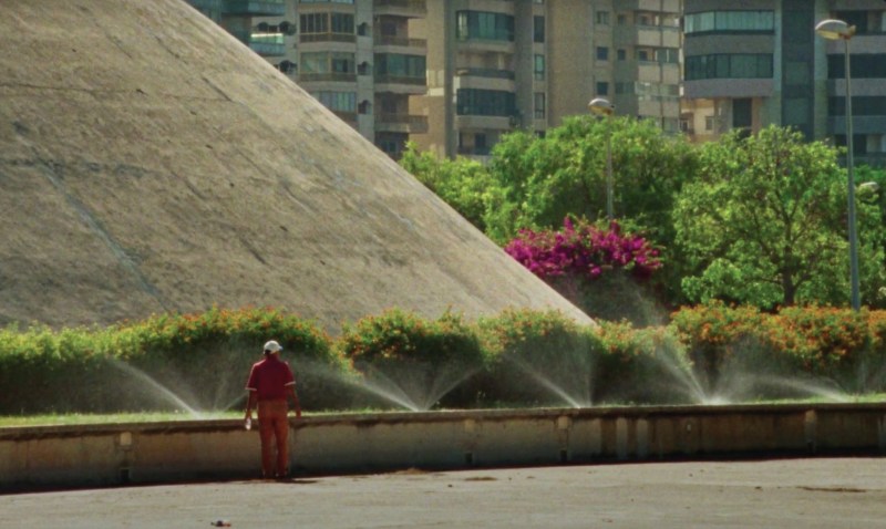 Stills from the كیف لا نغرق في السراب / To Remain in the No Longer trailer
