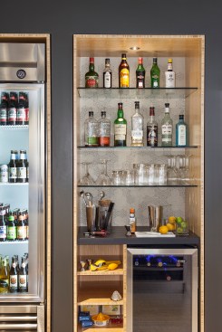 Bar detail