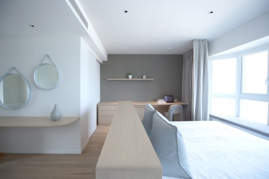 Master bedroom is also flexible, with a study corner and windows looking over the ocean.

