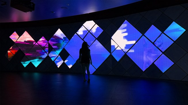 Projection Mapping LA Microsoft Gallery Lounge