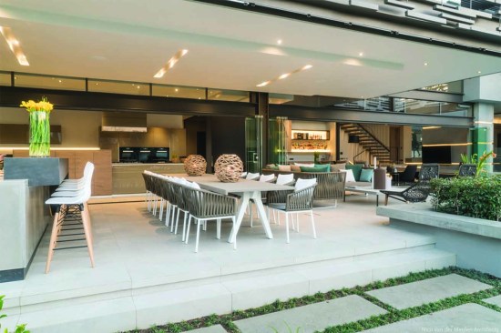 Outdoor entertainment area