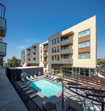 Parc on Powell Apartments, Emeryville, CaliforniaArchitects - Kava Massih