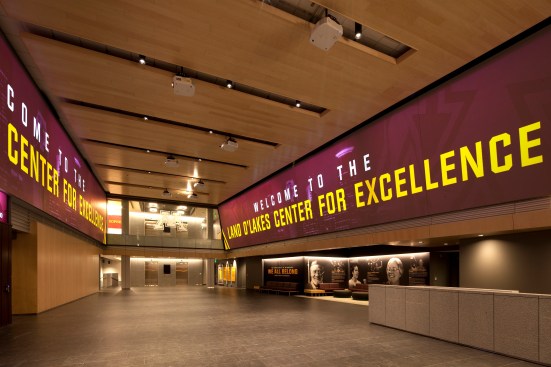 The main lobby of The Land O’Lakes Center for Excellence immerses visitors in a two-story
digital brand experience; the immense projector display is customizable by day and audience.