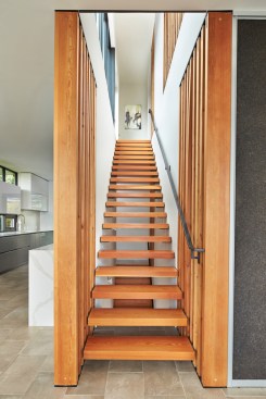 BLK LAB house. West Seattle, Washington.Image license: Patano Studio Architecture.© Copyright 2015 Benjamin Benschneider All Rights Reserved. Usage may be arranged by contacting Benjamin Benschneider Photography. Email: bbenschneider@comcast.net or phone: 206-789-5973.