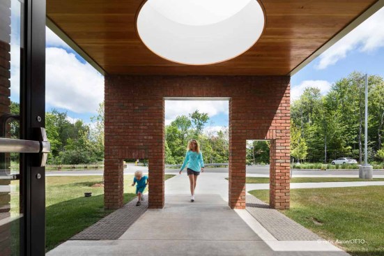 Project: The Temple-Tifereth Israel
Architect: Centerbrook Architects and Planners
Location: Beachwood, OH.