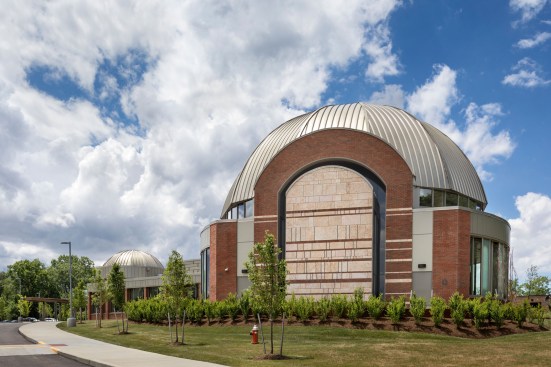 Project: The Temple-Tifereth Israel
Architect: Centerbrook Architects and Planners
Location: Beachwood, OH.