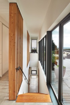 BLK LAB house. West Seattle, Washington.Image license: Patano Studio Architecture.© Copyright 2015 Benjamin Benschneider All Rights Reserved. Usage may be arranged by contacting Benjamin Benschneider Photography. Email: bbenschneider@comcast.net or phone: 206-789-5973.