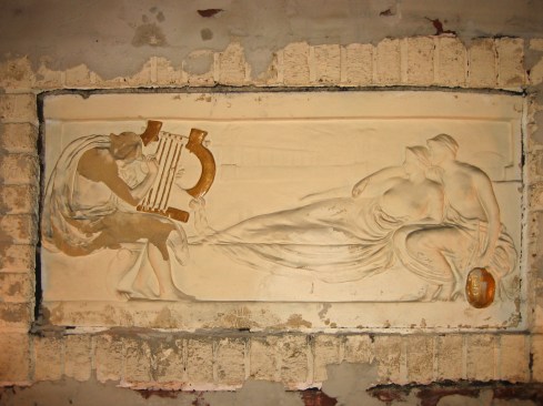 The original plaster frieze showed damage from being covered by drywall.&nbsp;Using acrylic, fabricator Ken Brooks set about repairing the frieze.&nbsp;