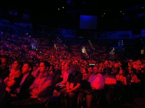 Approximately 8,000&nbsp;Autodesk University attendees filled the North Convention Center of the Mandalay Bay Resort and Casino for the opening keynote address.