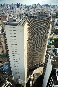 Edif&iacute;cio Copan, S&atilde;o Paulo, Brazil, 1966.