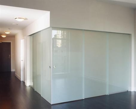 EXTENDO bedroom doors close fully, with just the touch of a finger.