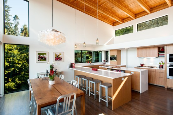 Hillside House kitchen/dining area