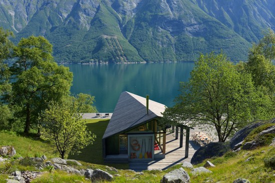 Gapahuk Cabin