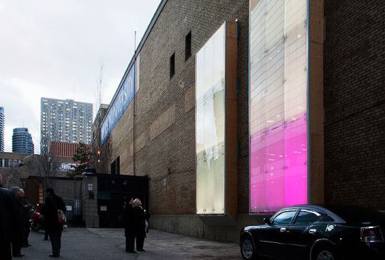 Full-scale mock-ups of the panels were reviewed prior to installation.