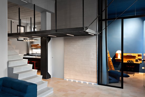 View from entrance to the blue studio and Kitchen
