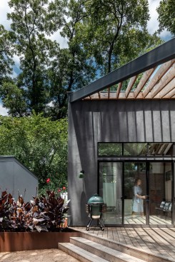 Hewn House by Matt Fajkus Architecture