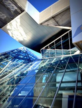 The High Street entrance to the Akron Art Museum, designed by Coop Himmelb(l)au.