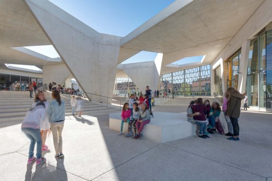 Deutsche Schule Madrid – German School Madrid – GRUENTUCH ERNST ARCHITECTS