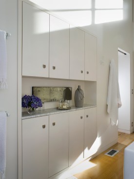 Lucent Modern