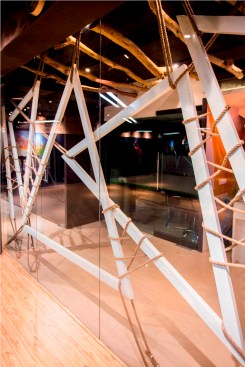 TRANSPARENCY
Glazed surfaces along with layers of metal frames allow sufficient transparency in the design.