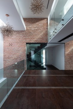 Out(side)In House / atrium