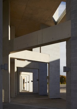Colonnade.+