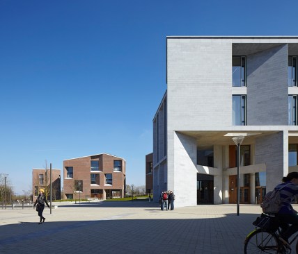 University+of+Limerick+exterior.
