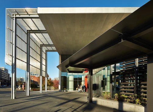 Tacoma Art Museum expansion. Tacoma, Washington.Image license: Olson Kundig Architects.© Copyright 2014 Benjamin Benschneider All Rights Reserved. Usage may be arranged by contacting Benjamin Benschneider Photography. Email: bbenschneider@comcast.net or phone: 206-789-5973.