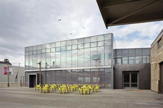A+new+structure+at+the+end+of+Pier+15+holds+a+publicly+accessible+restaurant+on+the+first+level+and+the+new+Bay+Observatory+on+the+second.