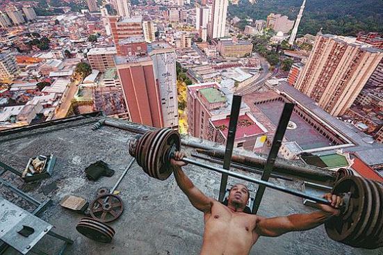 Torre David Weightlifter