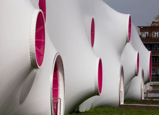 The outer membrane is stretched over the exterior.