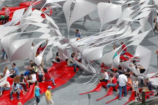 "SUR" by Xefirotarch (2005).