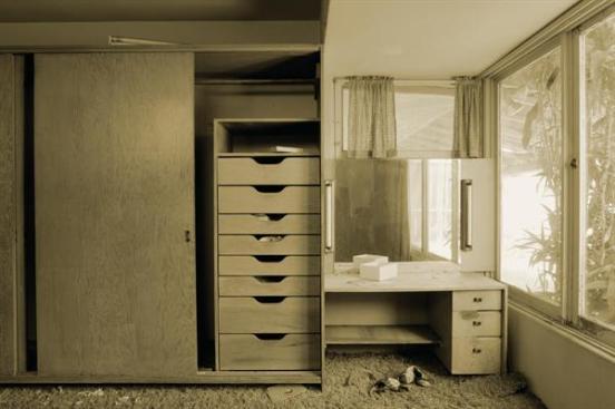 Bedroom before.