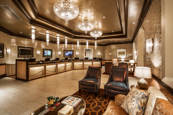 WinStar’s VIP registration area does not disappoint with its ultra upscale finishes
and abounding sparkle, all conveying continuity in the brand’s traditional
European design scheme.