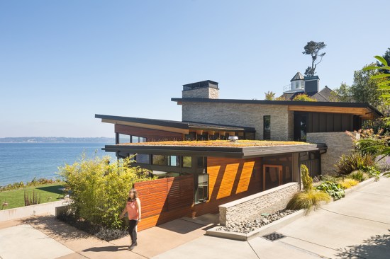 Seaview Escape exterior